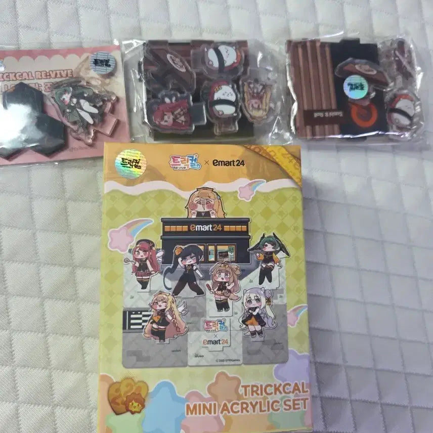 [BUNJANG] Trickster: Lucy Joan Acrylic Stand & Puzzle Set / 트릭컬 미니 죠안 아크릴/아크릴 퍼즐세트/쿠우쿠우 콜라보 아크릴2개