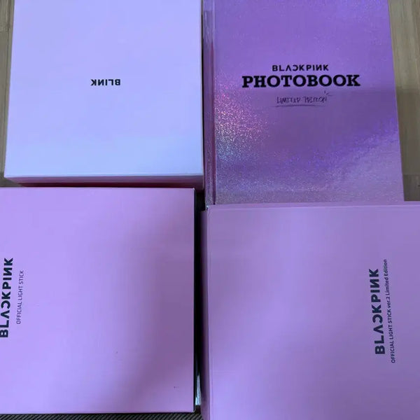[BUNJANG] BLACKPINK Official Lightstick Photobook Bundle Set / 블랙핑크 굿즈 1기 응원봉 포토북 일괄로 양도합니다