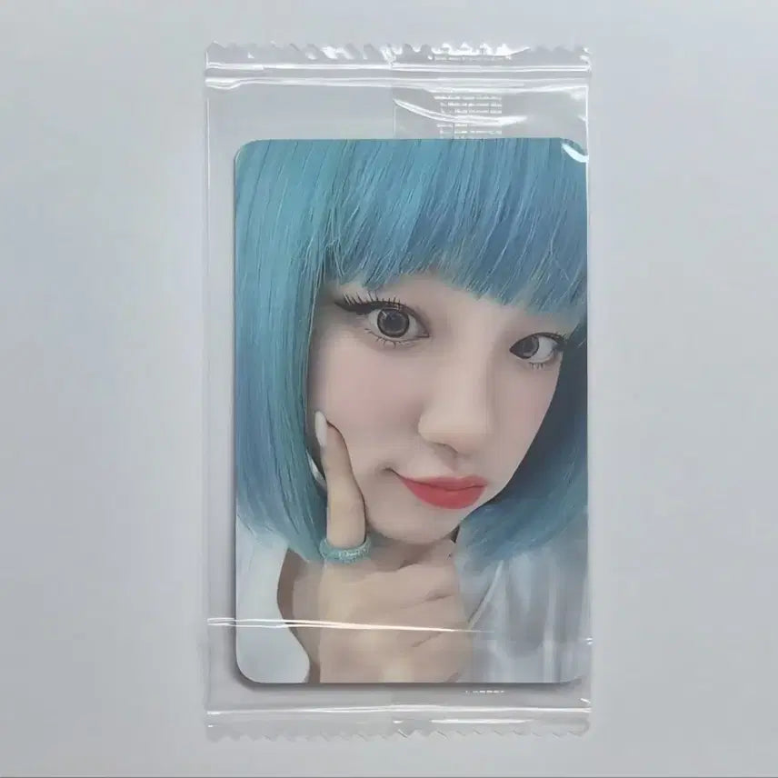 [BUNJANG] GIDLE Yuqi KETAFO Outfit Photocard / 아이들 two 우기 케타포 와이프 착장 포토카드 판매합니다