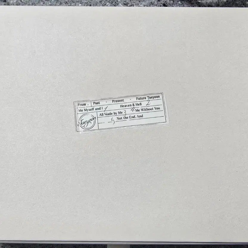 [BUNJANG] Taeyeon 10th Anniversary Concert Blu-ray / 태연 10주년 콘서트 블루레이 팝니다.