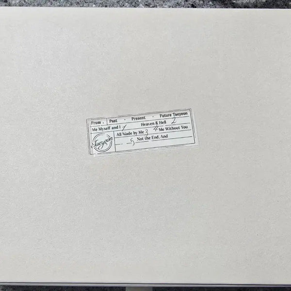 [BUNJANG] Taeyeon 10th Anniversary Concert Blu-ray / 태연 10주년 콘서트 블루레이 팝니다.