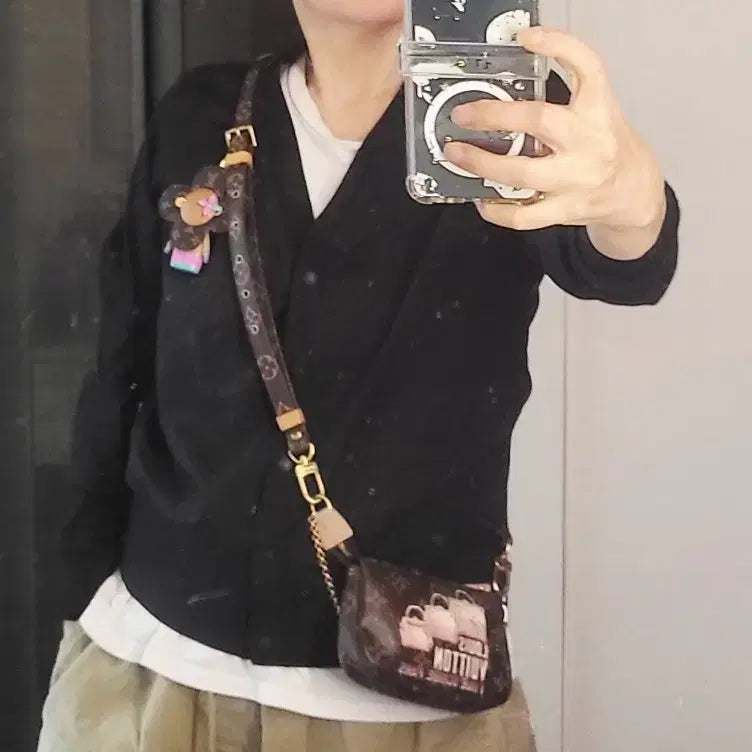 [BUNJANG] Louis Vuitton Mini Pochette Accessoires Limited Edition / 루이비통 미니 포쉐트 악세수아 한정판 (정품)