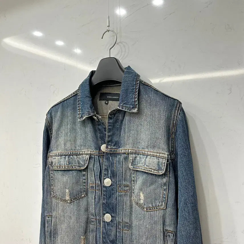 [BUNJANG] DSQUARED2 00s Vintage Wash Denim Trucker Jacket (Men's 95) / 디스퀘어드2 00's 빈티지 워싱 데님 트러커 자켓 M 95