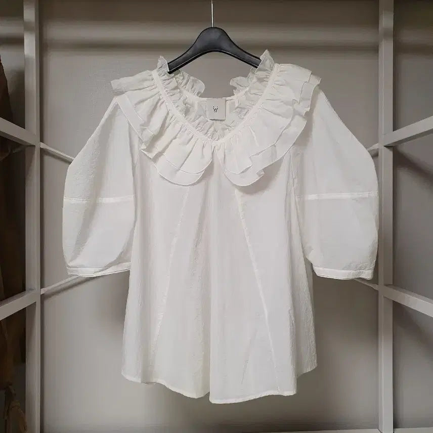 [BUNJANG] Ozsecon Frill Blouse / 새상품급 한섬 오즈세컨 프릴 블라우스