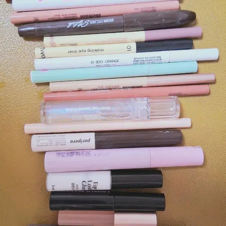 [BUNJANG] Makeup Bundle Set - Eyeliners, Eyebrows, Lip Gloss, Mascara / 펜슬 일괄 메이크업