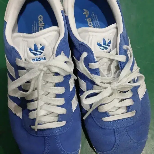 [BUNJANG] Adidas Gazelle Blue/White Sneakers / 아디다스 가젤 블루/화이트 스니커즈 230