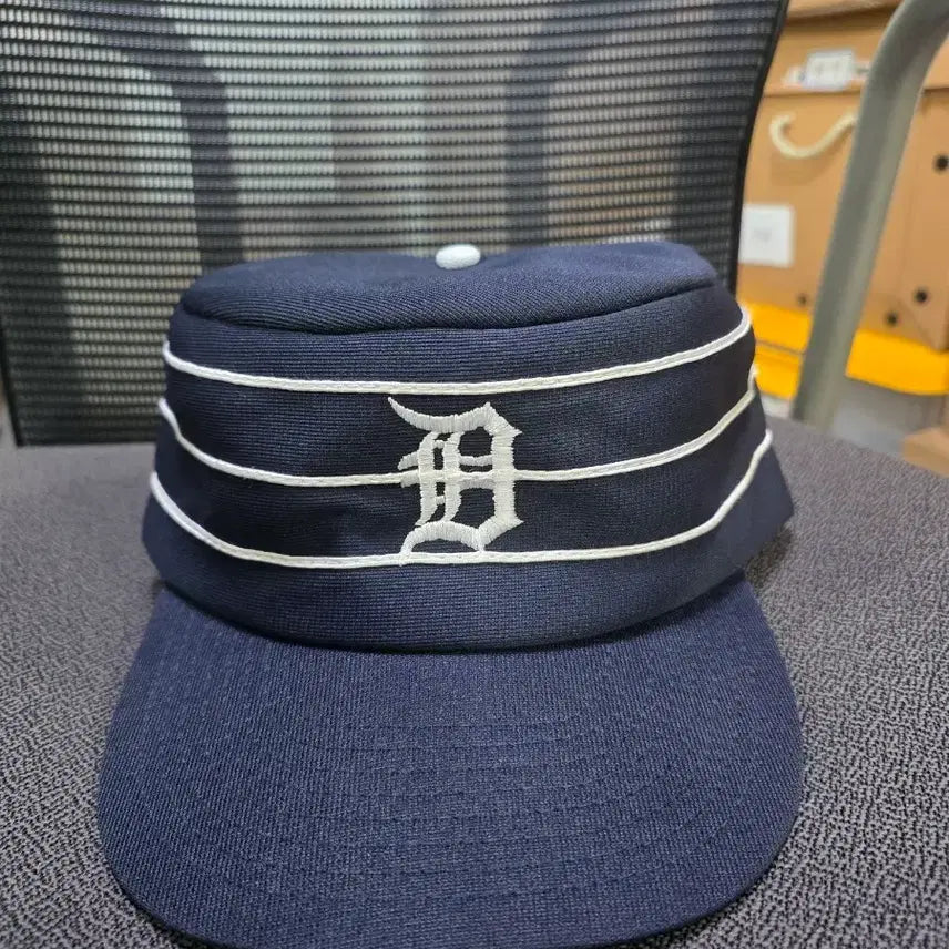 [BUNJANG] Detroit Box Logo Snapback / 디트토이트 필박스 새제품