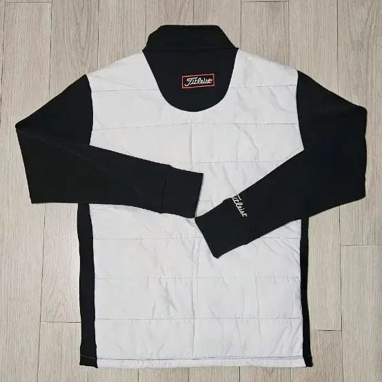 [BUNJANG] Titleist Lightweight Padded Vest White/Black / 타이틀리스트 경량 패딩 조끼 흰색/검정 90 가슴단면 47