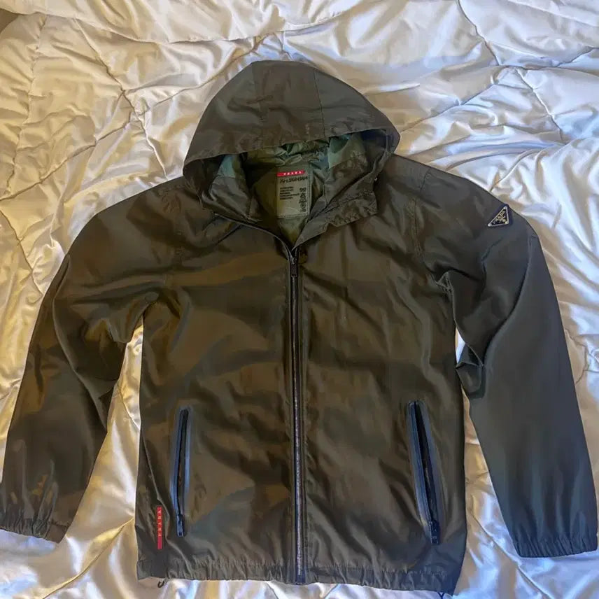 [BUNJANG] Prada Windbreaker Jacket Size 50 (M-L) / 프라다 바람막이 50사이즈 (m~l사이즈)  sgh384 (스톤아일랜드)
