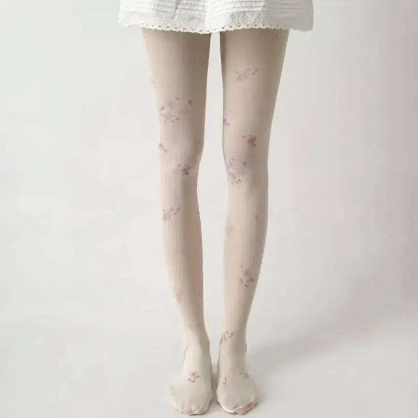 [BUNJANG] Blue City Fleur Floral Printing Stockings / 에이블리 블루씨티 티르 플라워 잔꽃 프린팅 스타킹