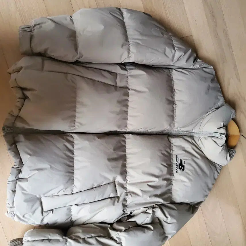 [BUNJANG] New Balance Beige Puffer Short Jacket (L) / 뉴발란스 숏패딩 L 사이즈 베이지