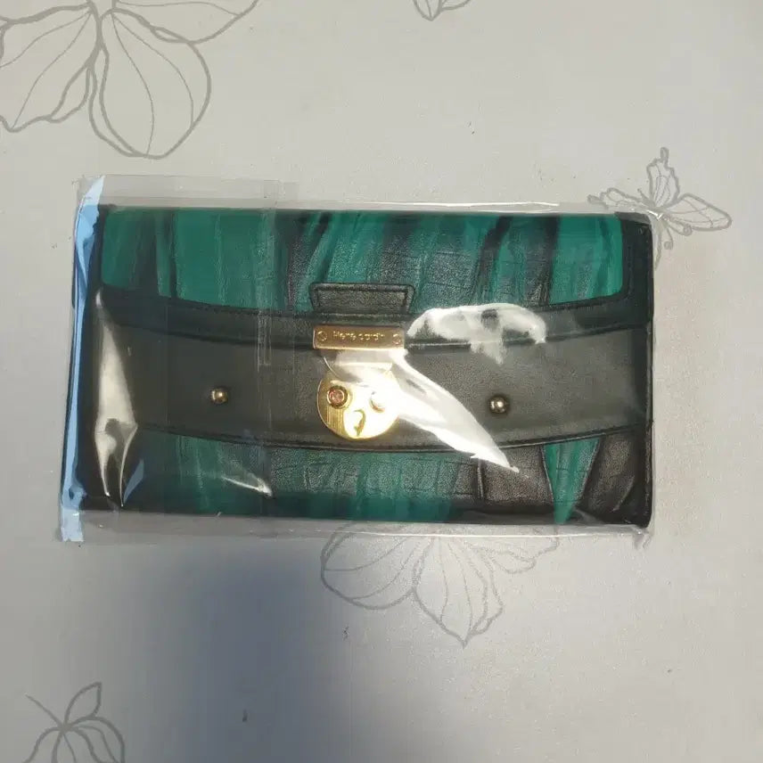 [BUNJANG] Pierre Cardin Women's Long Wallet / 피에르가르뎅 여성 장지갑
