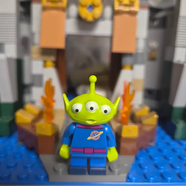 [BUNJANG] Lego Toy Story Alien Figure / 레고 토이스토리 알린