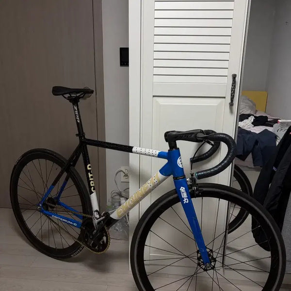 [BUNJANG] Engine11 Crit-D Blueskin Bicycle (Medium) / 엔진11 크릿디 블루스킨