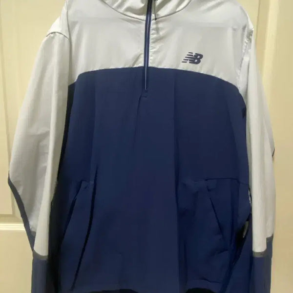 [BUNJANG] New Balance Anorak Windbreaker 105 / 뉴발란스 아노락 바람막이 105