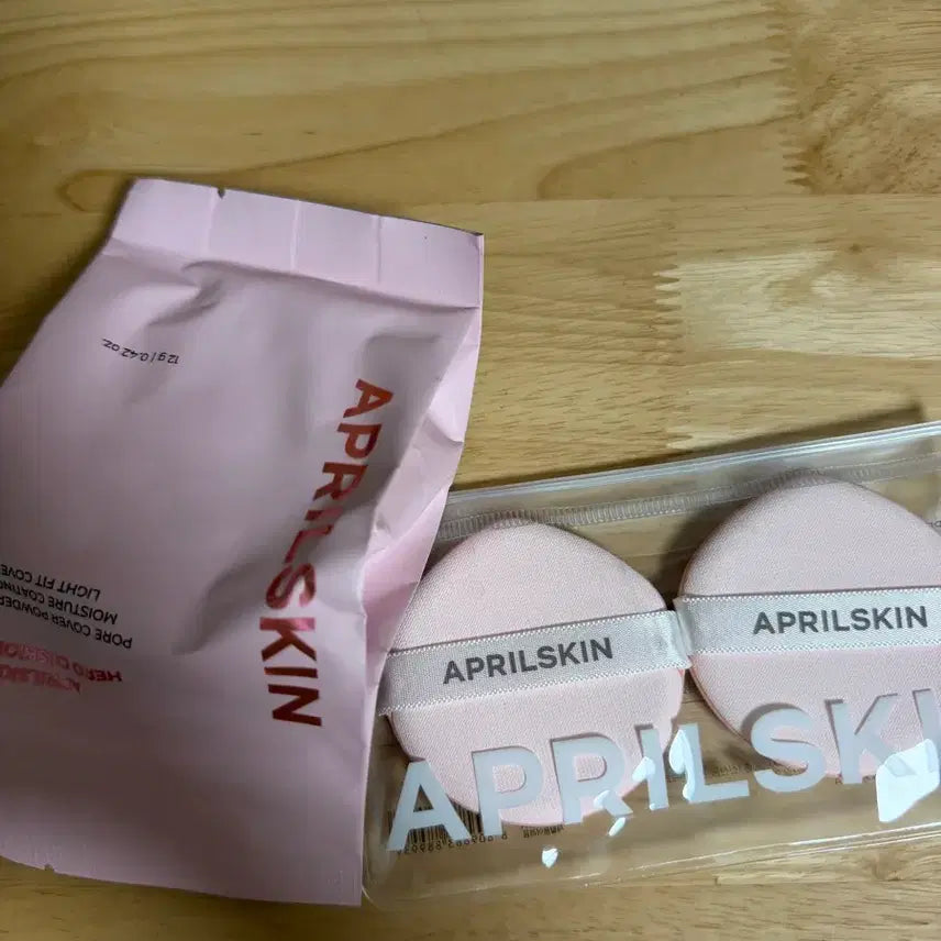 [BUNJANG] April Skin Hero Cushion Refill SPF50+ PA+++ 21 Light Beige with Puff / 에이프릴스킨 히어로 쿠션 21호 라이트 베이지 쿠션리필+퍼프