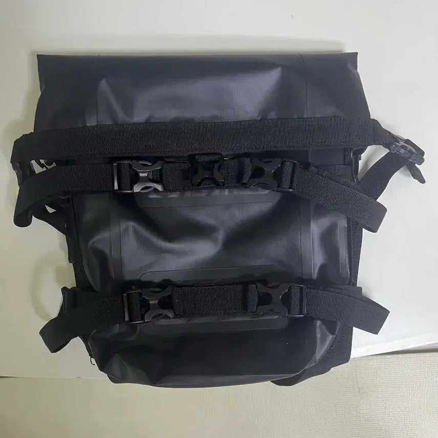 [BUNJANG] Waterproof Shoulder Bag / 방수 백 블랙