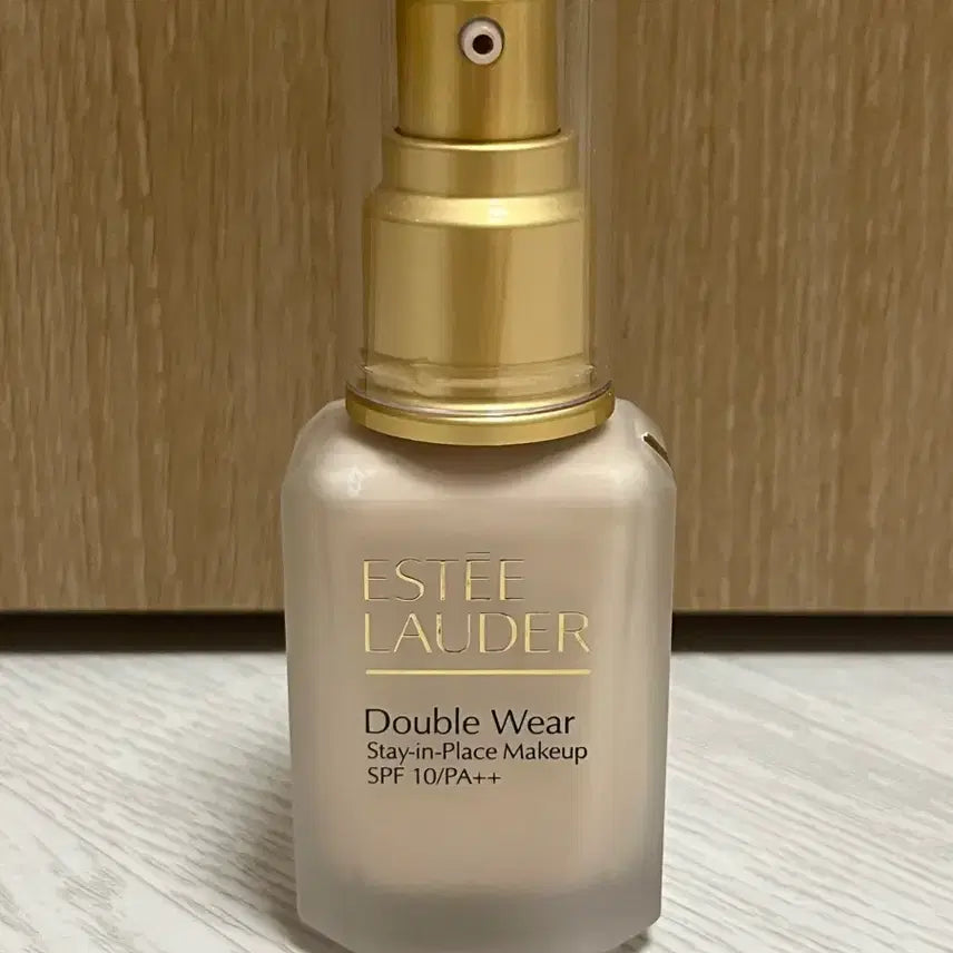 [BUNJANG] Estée Lauder Double Wear Foundation 1N0 Porcelain / 에스티로더 더블웨어 파운데이션 1N0 포슬린