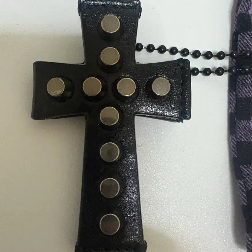 [BUNJANG] Sculptor Cross Stud Strap Wallet Black / 스컬프터 Cross Stud Strap Wallet Black