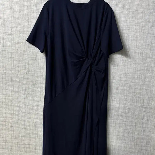 [BUNJANG] VOV Navy Midi Dress with Twisted Detail / (55.66)VOV 네이비 원피스