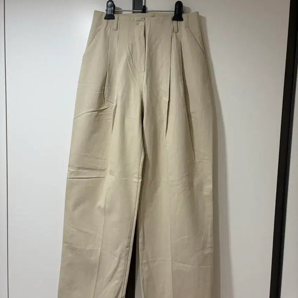 [BUNJANG] Beige Pinstripe Cotton Pants / 베이지 핀턱 면바지 새상품