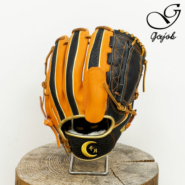 [BUNJANG] Gajok Baseball Dongwol Pitcher's Glove (Ryu Hyun Jin Colorway) C-PERFORMANCE IFP-1220 / 가족베이스볼 동월 투수글러브 (류현진 배색) C-PERFORMANCE IFP-1220