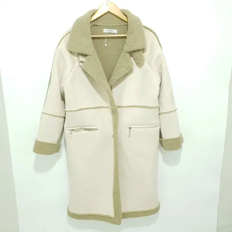 [BUNJANG] L'ECCOVE Shearling Coat / L'ECCOVE 레코브 무스탕 코트 F