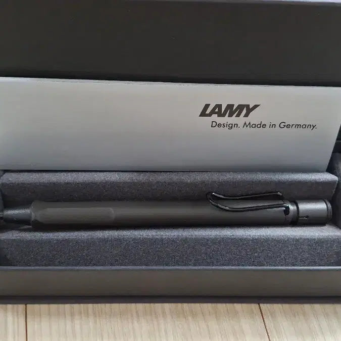 [BUNJANG] Lamy Safari Matte Charcoal Mechanical Pencil / 라미 샤프 사파리 무광차콜 새상품
