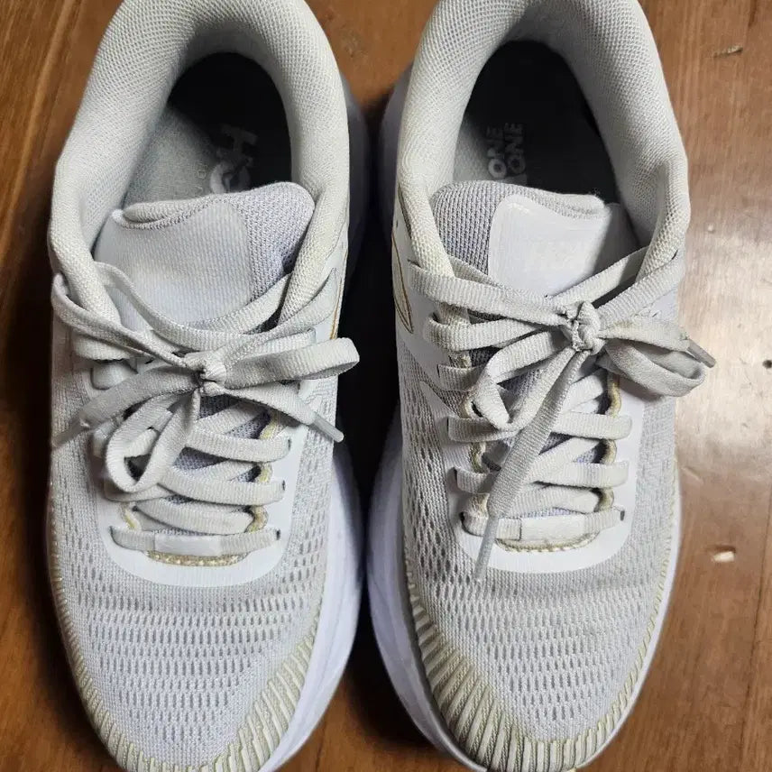 [BUNJANG] Hoka Bondi 7 Running Shoes Size 220 / 호카 본디 7  220