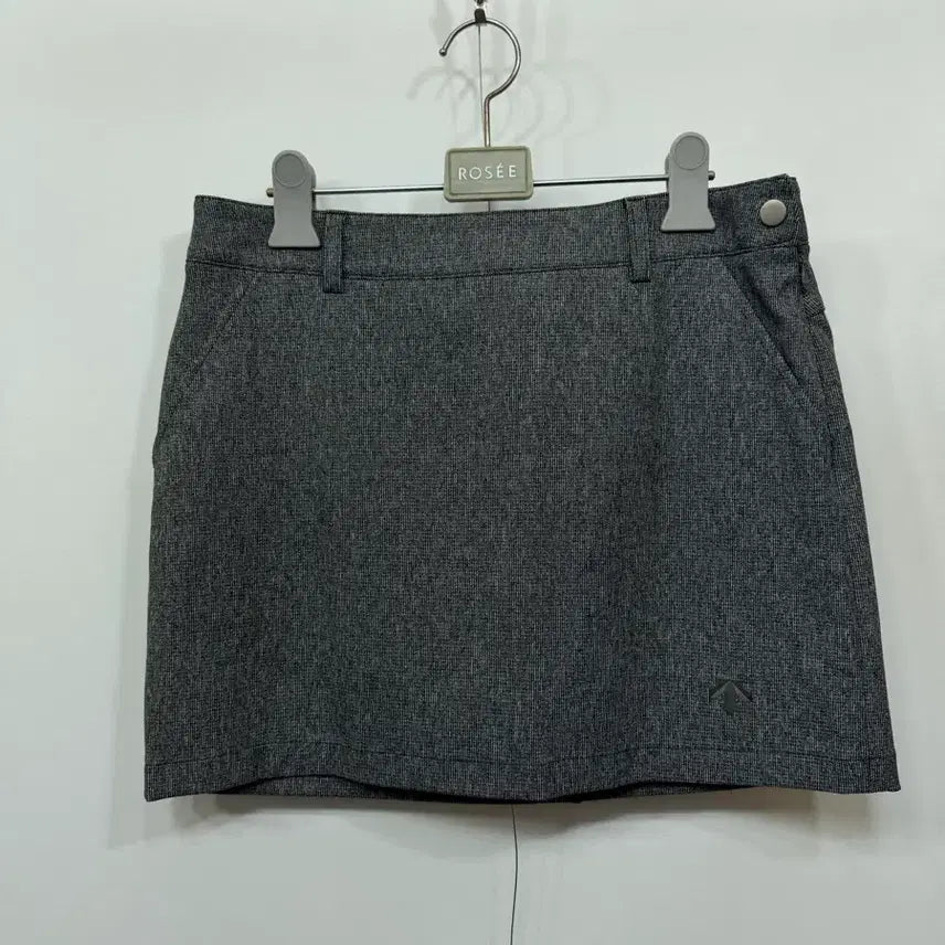 [BUNJANG] Descente Golf Skirt / L) 데상트 골프 스커트
