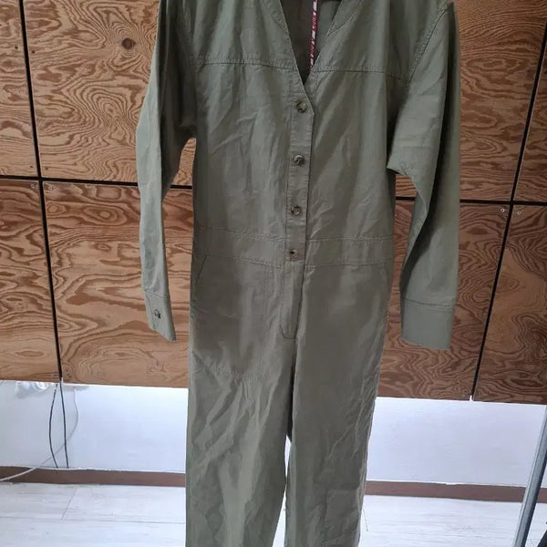 [BUNJANG] Lucky Chouette Khaki Jumpsuit / 럭키슈에뜨 카키색 점프수트