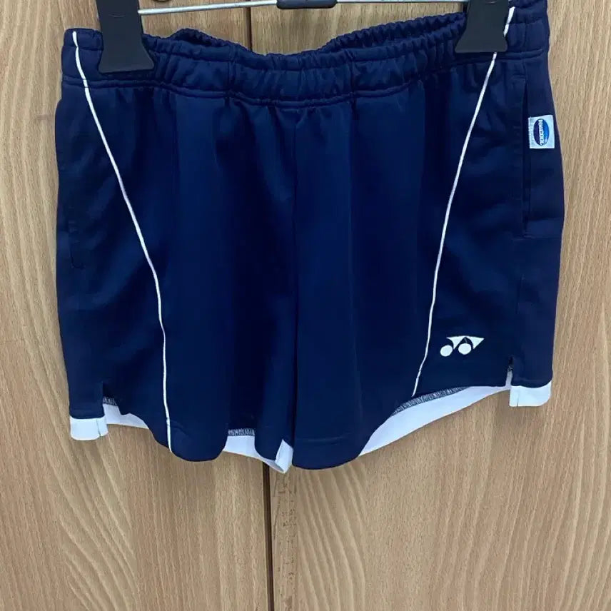 [BUNJANG] Yonex Badminton Apparel Women's Bottoms M Size / [M] 요넥스 배드민턴복 여성하의 M 사이즈 판매합니다.
