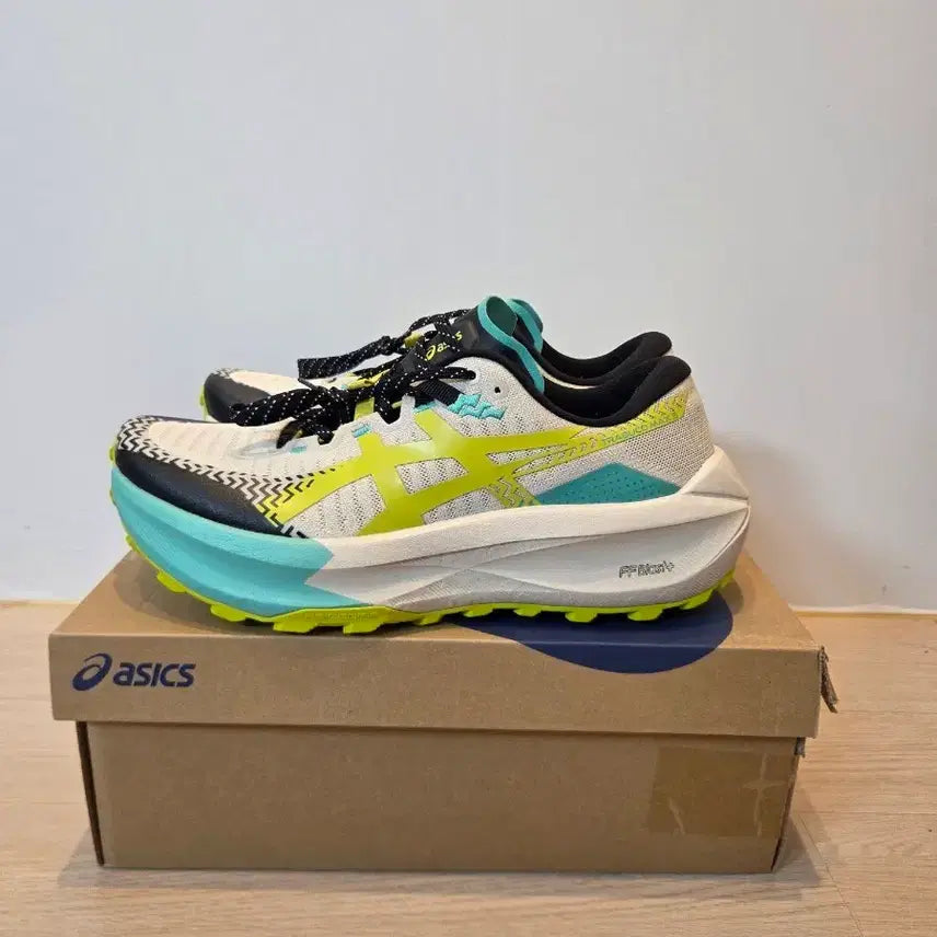 [BUNJANG] Asics Trabuco Max 5 Running Shoes 280mm / 아식스 트라부코맥스5  280mm