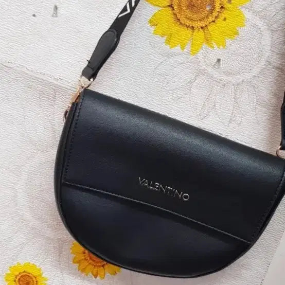 [BUNJANG] Valentino Original Shoulder Handbag / 정품 발렌티노 가방 숄더핸드백