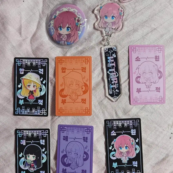 [BUNJANG] Bocchi the Rock! Animate Cafe Collaboration Gotoh Hitori Kimono Keychain & Badge Bundle Set / 일괄) 봇치더록 애니메이트 카페 콜라보 한복 봇치 고토 히토리 키링 부적 뱃지