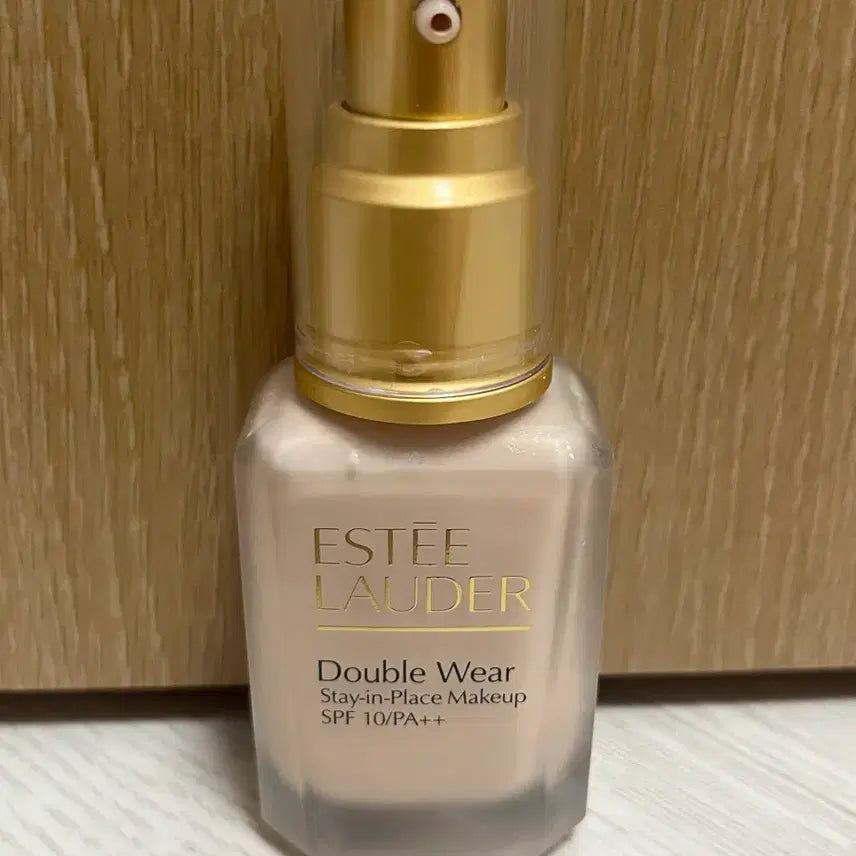 [BUNJANG] Estee Lauder Double Wear Foundation 1C0 Shell / 에스티로더 더블웨어 파운데이션 1C0 쉘