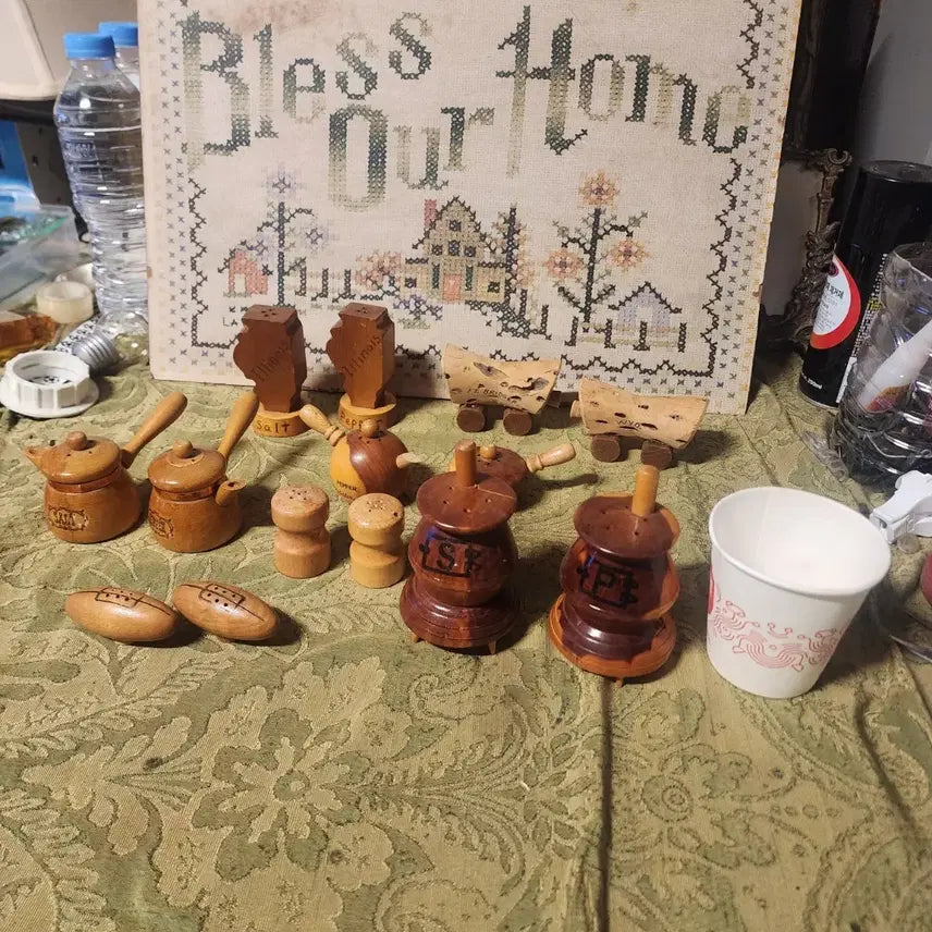 [BUNJANG] Vintage Wooden Spice Set (7 Pairs) / 미국서온 오래된 나무 양념통 7쌍에35000원  상태좋음