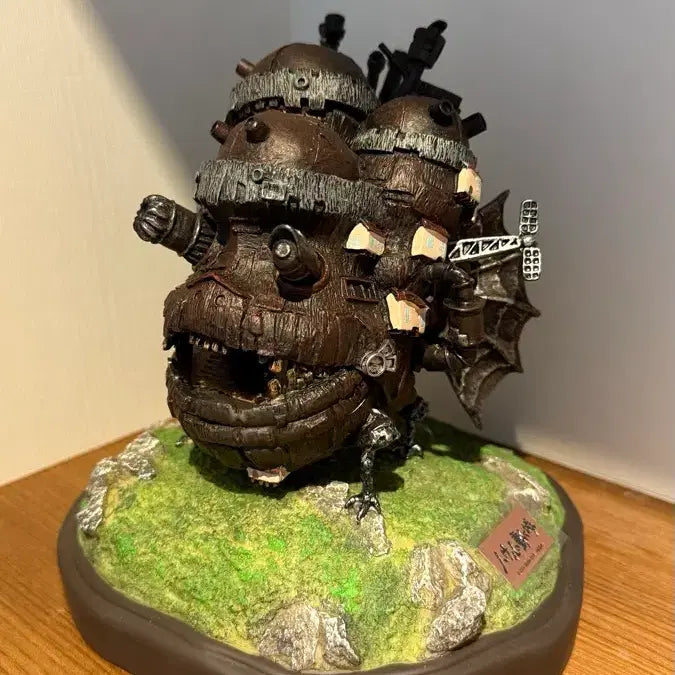 [BUNJANG] Howl's Moving Castle Light-Up Diorama / 하울의 움직이는 성 라이트업 디오라마