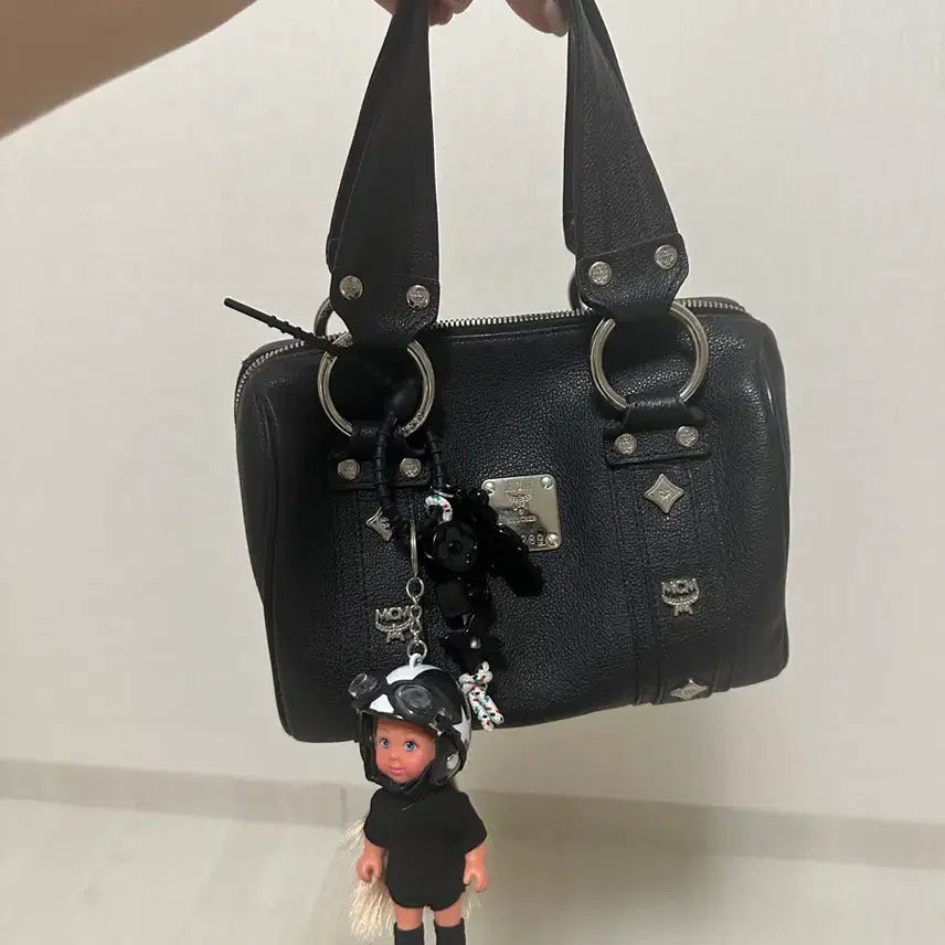 [BUNJANG] MCM Silver Tone Tote Bag / mcm 은장 토트백