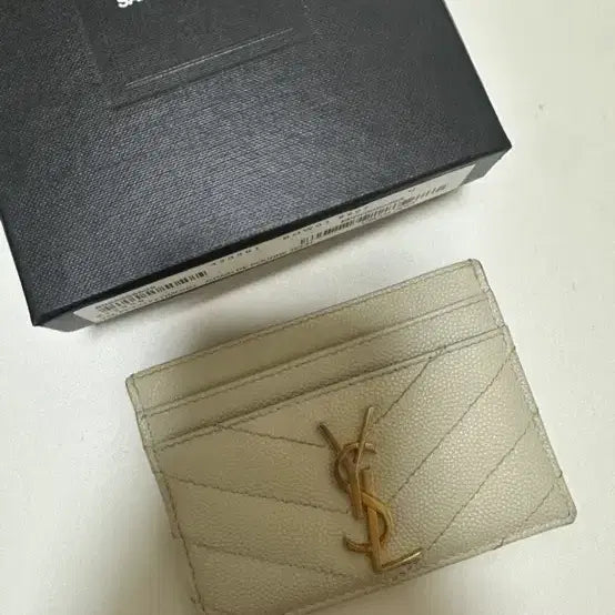 [BUNJANG] Saint Laurent Matelassé Card Wallet Ivory / (정품) 입생로랑 지갑 판매