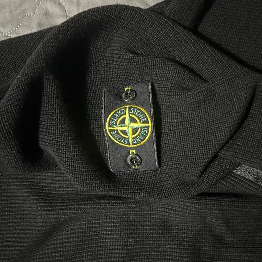 [BUNJANG] Stone Island Knit Zip-Up XL / 스톤아일랜드 니트집업 xl
