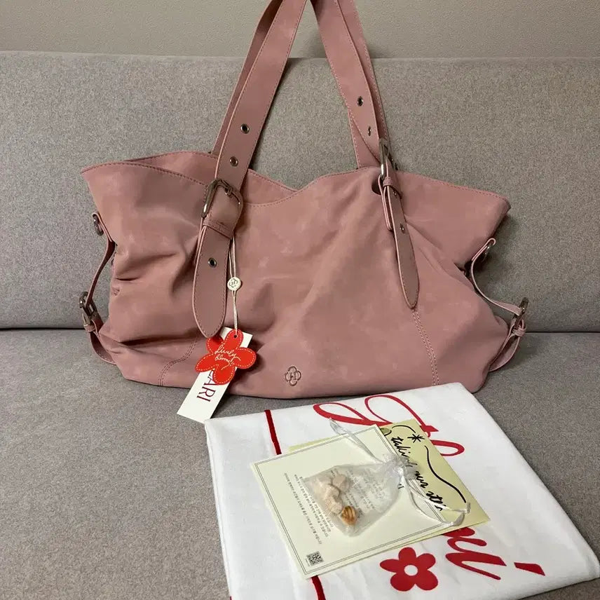 [BUNJANG] HELI VIVI Buckle Big Shoulder Bag Pink / 히어리 비비 버클 빅 숄더백 핑크