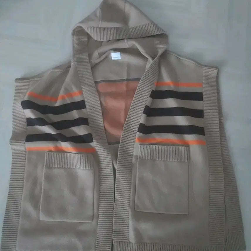 [BUNJANG] Burberry TB Monogram Stripe Hooded Wool Poncho Cape Beige / 버버리 후드 가디건 베이지