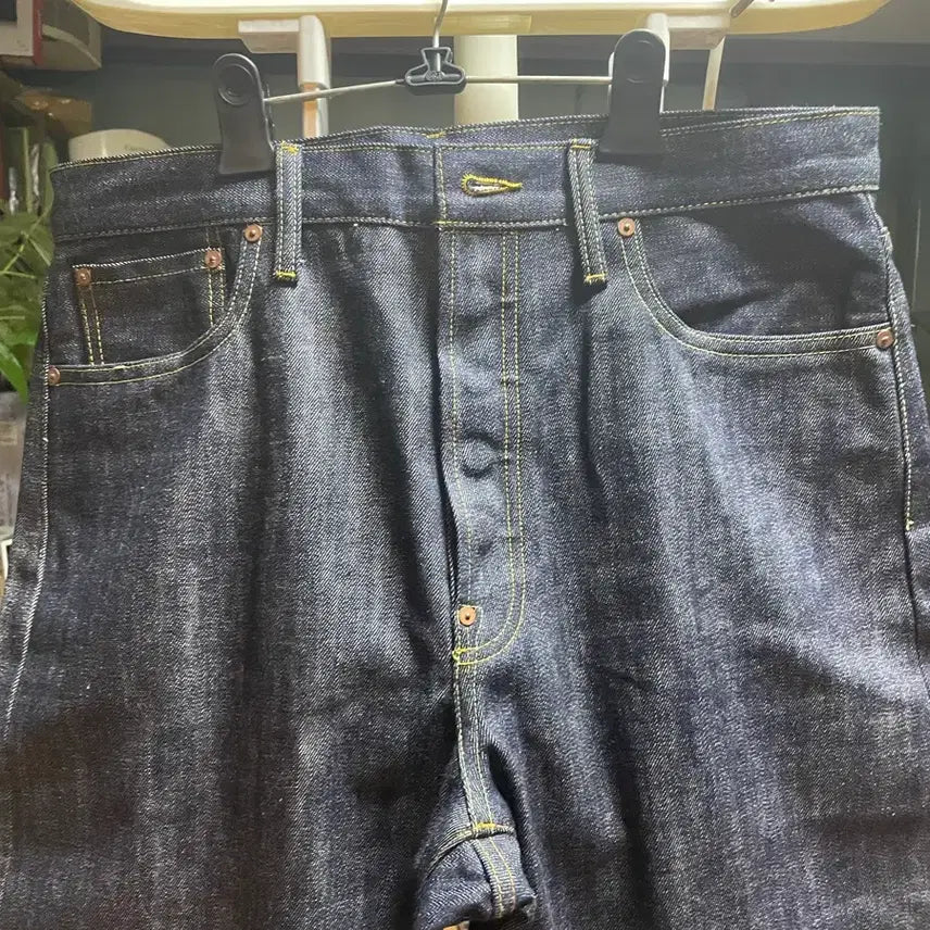 [BUNJANG] Outstanding Selvedge Cinch Back Jeans 34 / 아웃스탠딩 신치백 셀비지 34