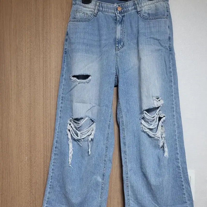 [BUNJANG] Cutting Denim Pants / 새상품/ 컷팅 데님 팬츠