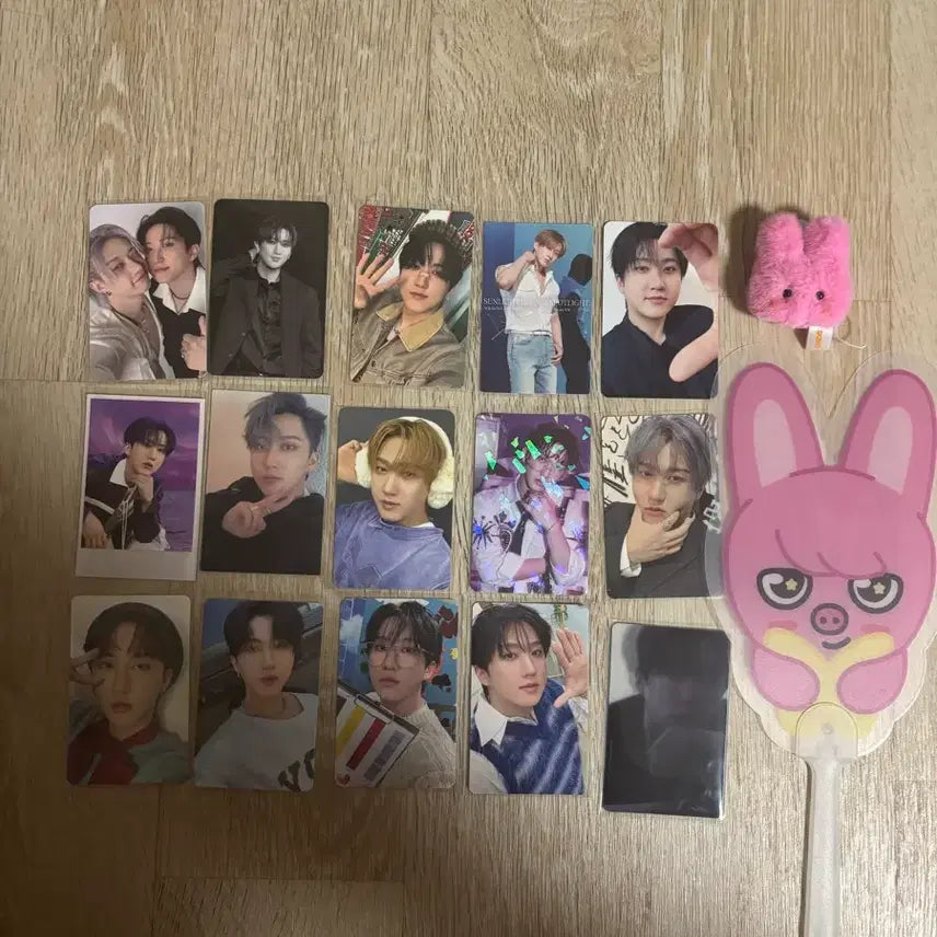 [BUNJANG] Stray Kids Changbin Photocard & Concert Entrance Gift Bundle Set / 창빈 포카&콘썰 입장기프트 일괄