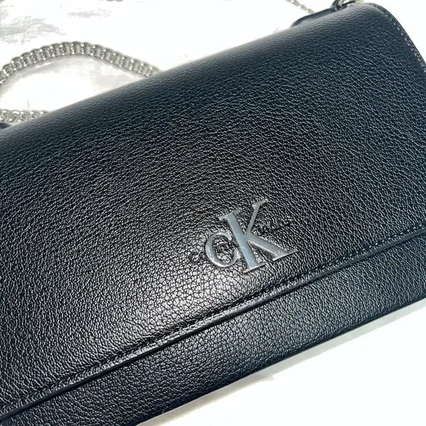[BUNJANG] Calvin Klein Leather Shoulder Bag / 켈빈클라인 가방