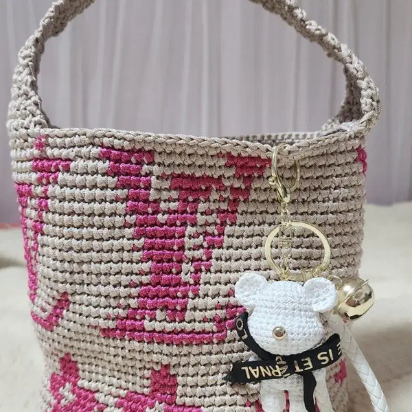 [BUNJANG] Louis Vuitton Style Shoulder Bag with Bear Charm - Beige/Pink / 루이비통식 뜨개가방 곰돌이 키링 포함 베이지 핑크