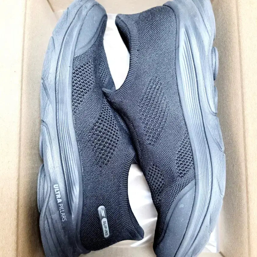 [BUNJANG] Skechers Go Walk 8 Men's Sneakers (260-270mm) / 스케쳐스 남성 고워크 8 운동화 (260~270)