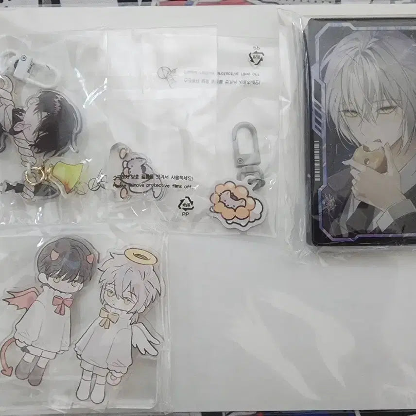 [BUNJANG] J3 Collection Acrylic Keyring & Corotto Stand Bundle / 괴담출근 괴출 제삼 j3 아크릴 키링 코롯토 스탠드 일괄